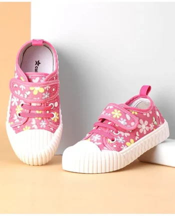 Cute Walk by Babyhug Casual Shoes with Velcro Closure Floral Print - Fuchsia