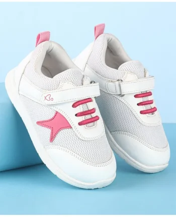 Babyoye Heart Print Casual Shoes with Velcro Closure - White