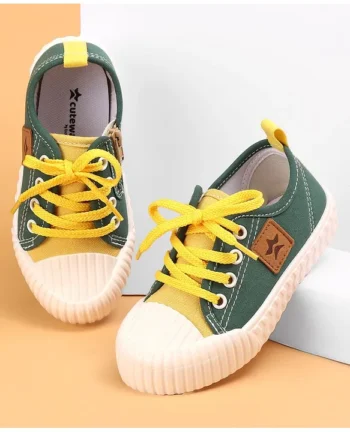 Cute Walk by Babyhug Lace Up Casual Canvas Shoes Patch Applique - Green