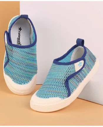 Cute Walk by Babyhug Velcro Closure Textured Casual Shoes - Blue