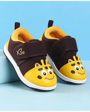 Babyoye Velcro Closure Giraffe Face Print Casual Shoes - Yellow Brown