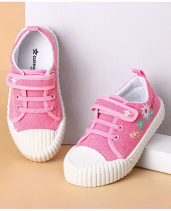 Cute Walk by Babyhug Casual Shoes with Velcro Closure & Floral Embroidery - Pink
