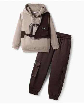 OLLINGTON ST. Textured Knit Full Sleeves Hooded Sweatshirt & Joggers Set with Print - Beige & Brown