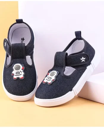 Cute Walk by Babyhug Casual Shoes with Velcro Closure & Astronaut Patch - Navy Blue