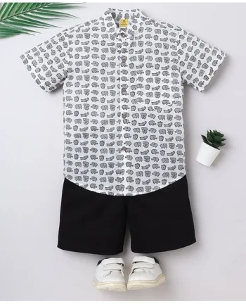 Aww Hunnie 100% Cotton Knit Half Sleeves Baby Elephants Printed Shirt & Shorts Set - White