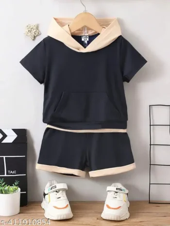 Stylish Printed Kids Boys And Girls Clothing Set